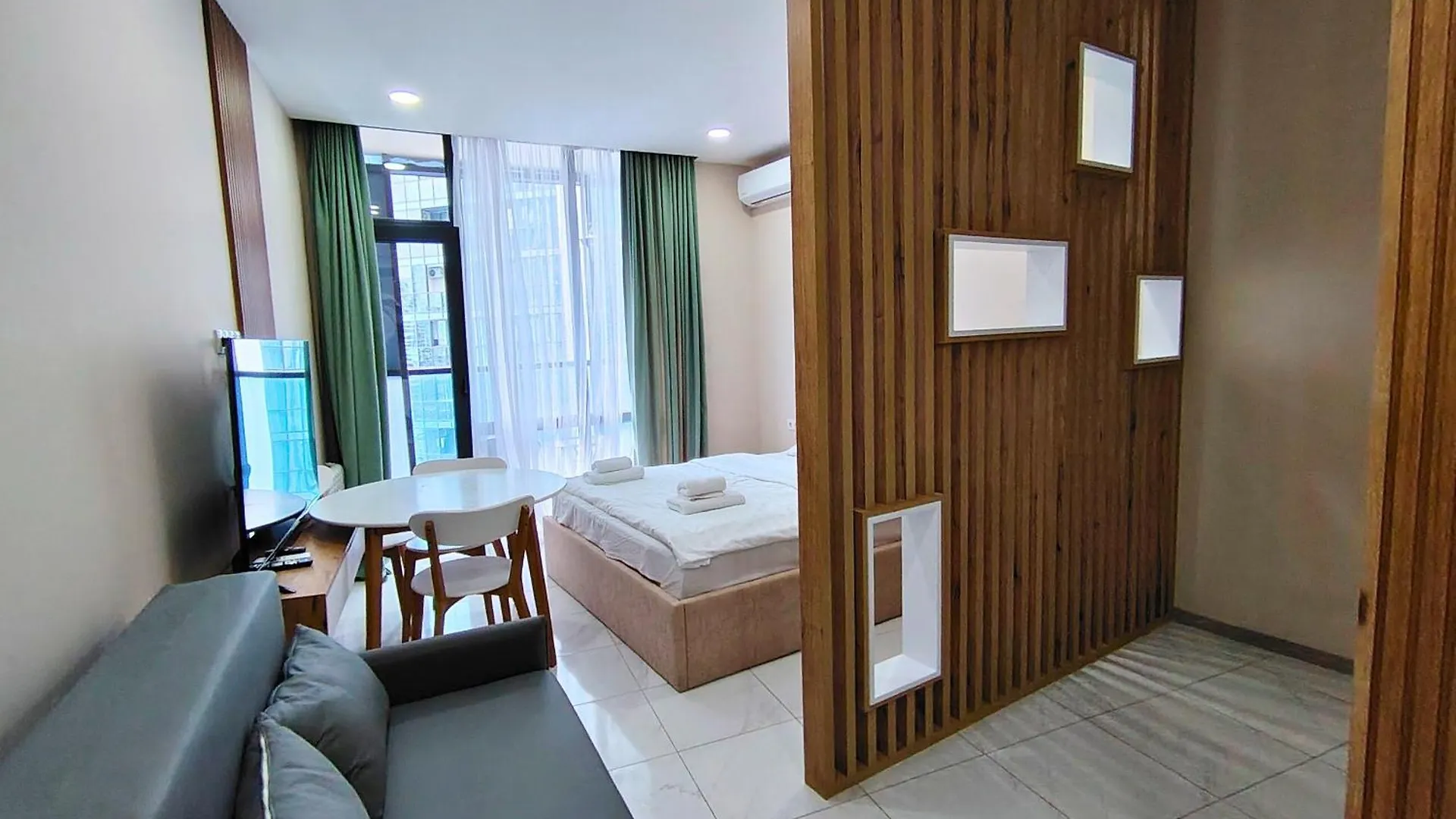 Royal Bay Apartments Batumi